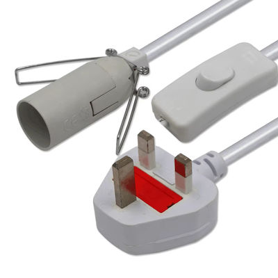 E14 Lamp Socket Converter Cable with UK Plug & 303 Switch, 250V 3A pour les équipements d'éclairage vintage