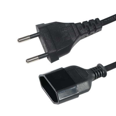 Le câble d'alimentation en PVC noir de l'UE est un câble d'extension à deux broches de 1,2 M.