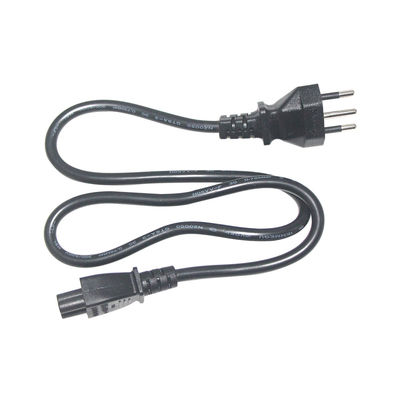 Le câble électrique brésilien à 3 broches connecteur IEC C13 10A 250V