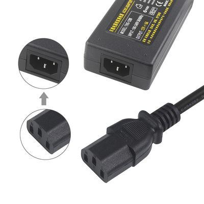 10A IEC C20 à C13 Corde électrique de l'extrémité féminine VDE 2 ft Corde d'extension noire