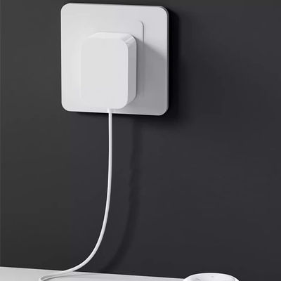 Adaptateur d'alimentation AC à DC 100-240V 5V 12V 1A 2A avec protections de sécurité