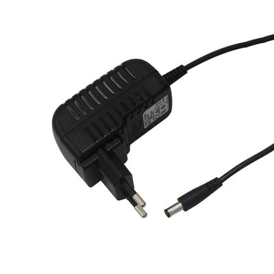 Adaptateur secteur universel 9V 1A avec plusieurs options de prise