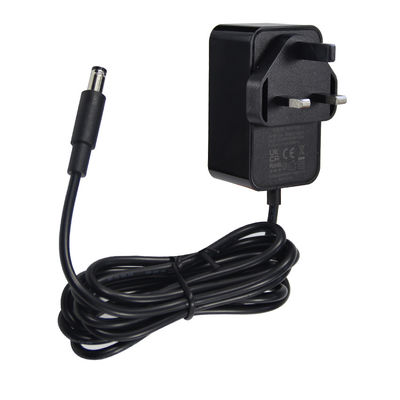 Adaptateur d'alimentation 12V 1.5A britannique AC à CC 5.5*2.1 5.5*2.5mm avec certificat ROHS