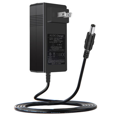 Adaptateur de scooter à charge rapide de 100-240V CA à DC 12V/24V avec protection contre la surcharge pour scooters électriques / vélos électriques / appareils de mobilité