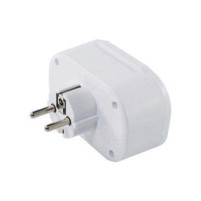 Adaptateur électrique standard européen avec deux prises de courant alternatif, 2 ports USB et 1 port de charge de type C 250V 10A