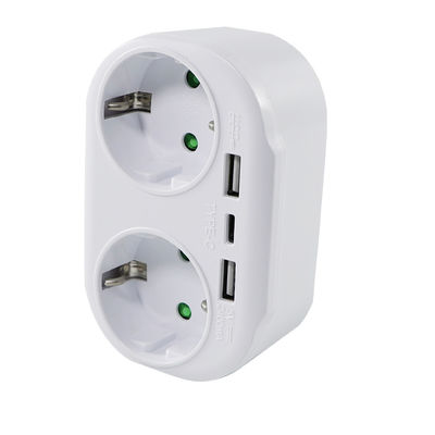 Adaptateur électrique standard européen avec deux prises de courant alternatif, 2 ports USB et 1 port de charge de type C 250V 10A
