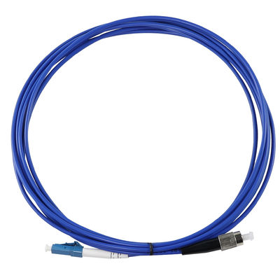 Cable de patch de fibre optique FC à LC - câble jumper monomode ou multimode destiné aux centres de données et aux télécommunications