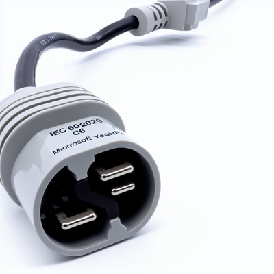 Corde électrique IEC C5 à C6 de 1,8 m pour le PDU UPS 10A 110V