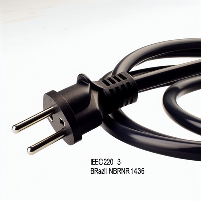 Cordon d'alimentation brésilien NBR14136 IEC320 C5 à 3 broches 3x0,75mm² 1,8M Noir