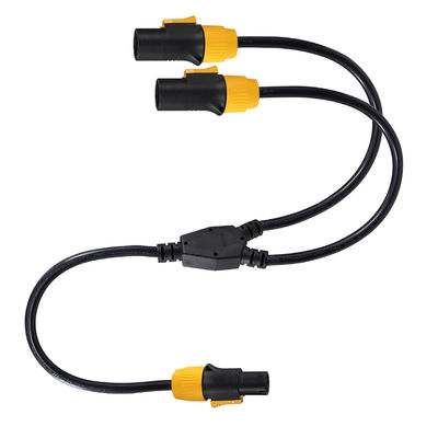 Le câble PowerCON Y-Splitter, mâle à 2 femelles 12AWG 20A 125V