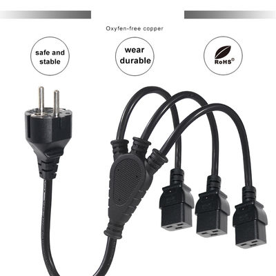 Câble répartiteur d'alimentation CEE 7/7 vers triple C19 pour baies de serveurs