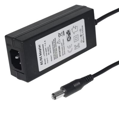 Adaptateur de courant AC-DC de bureau de 60 W IEC C8 Entrée pour LED et réseau