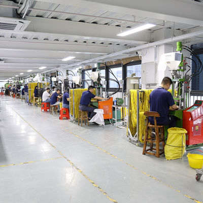 Cordon d'alimentation IEC 320 C13 vers C20, 14 AWG, pour baies de serveurs et PDU haute densité, câble de raccordement d'alimentation noir, 15 ampères, 250 V